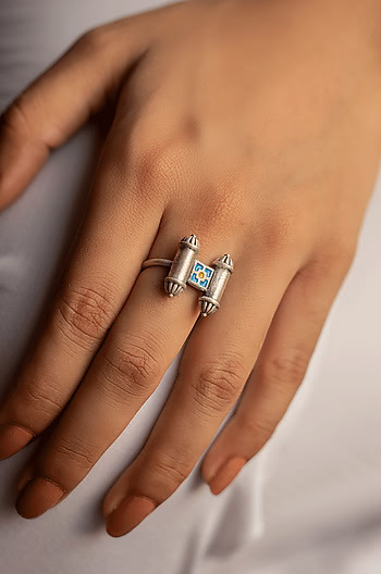 Antique Anila Ring