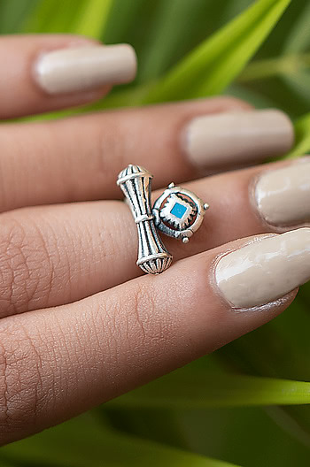 Antique Shivakari Vent Midi Ring