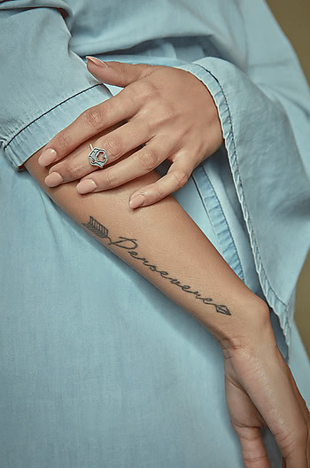 Frizzy Hair Midi Ring