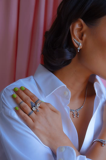 Hanswi Inspired Charm Ring in 925 Silver