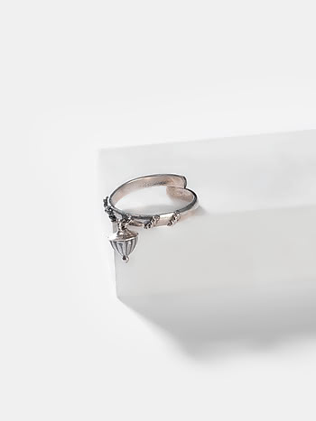Vedhla Inspired Ring in 925 Silver