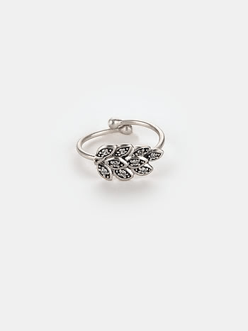 Feels Like Autumn Leaf Ring in 925 Silver