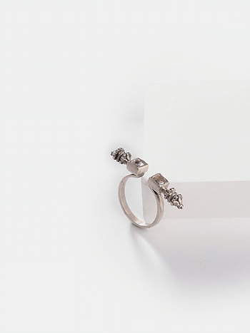 Candida Ring in 925 Silver