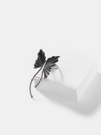 Chasing My Future Self Ring in 925 Silver