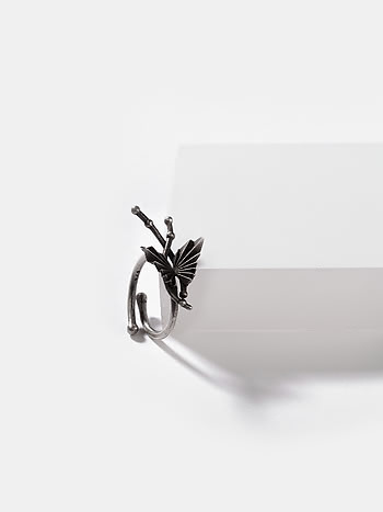 Chasing My Uncharted Paths Ring in 925 Silver