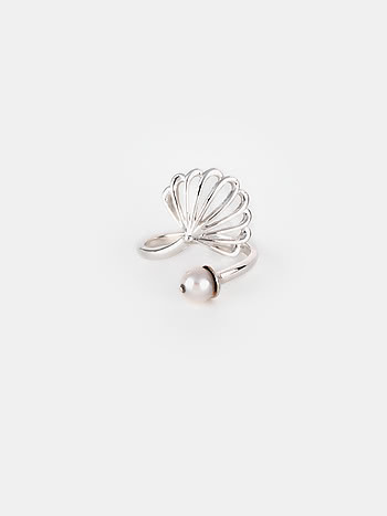 Pearl in the Sea Shell Ring in 925 Silver
