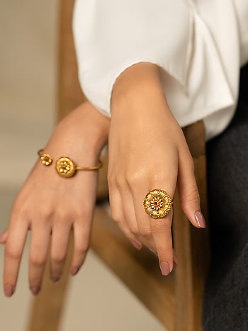 Vintage gold clearance coin ring