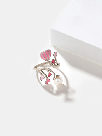 For the Love of Artistic Pursuits Heart Ring in Oxidized 925 Silver