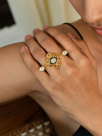Queen of Multitasking Ring in Gold Plated 925 Silver