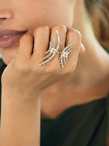 Kataka Ring in Oxidised 925 Silver