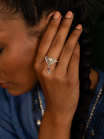 The Anchor Elephant Ring Crafted in 925 Silver