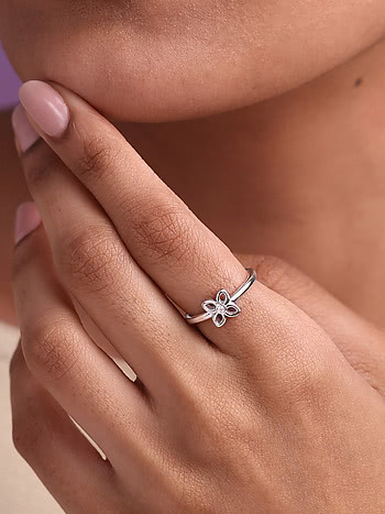 In Full Bloom Ring in 925 Silver
