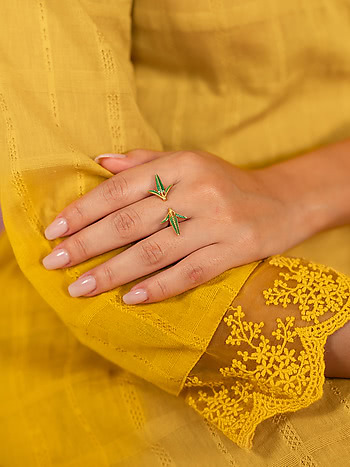 Mukut Rekha Ring in Gold Plated 925 Silver