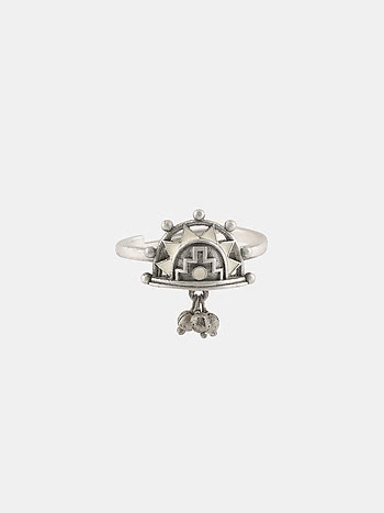 Nisrayani Ring in Oxidised 925 Silver
