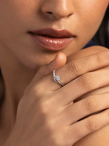 Thuban Ring in 925 Silver