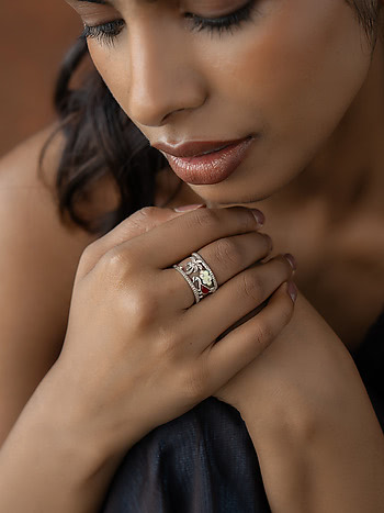 Manohar Ring in 925 Silver