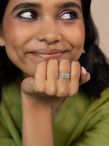 In My Anuraga Era Ring in 925 Silver