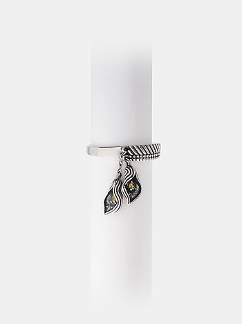 Lily of Warmth Ring in 925 Silver
