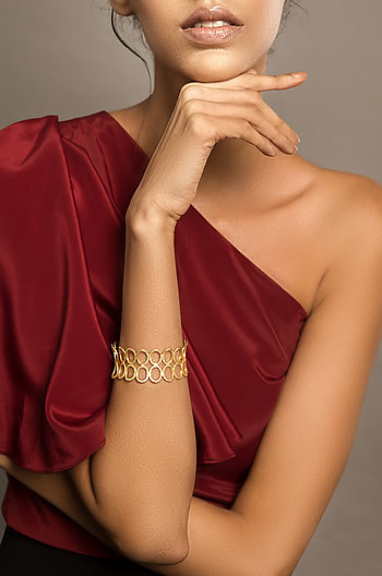 So Versatile Bracelet in Gold Plating