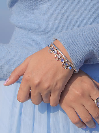 A Quiet Dawn Bracelet in 925 Silver