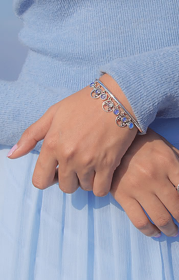 A Quiet Dawn Bracelet