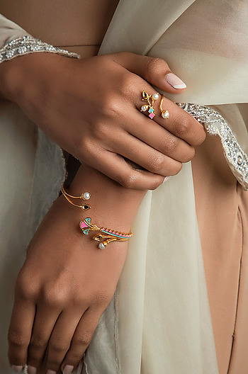 Chalka Re Bracelet in Gold Plated Brass