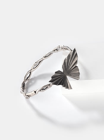 Chasing My Honest Effort Bracelet in 925 Silver