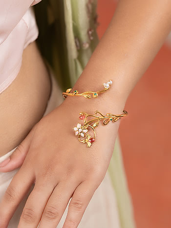 Adjustable moving balls stylish bracelet for girls | Silveradda