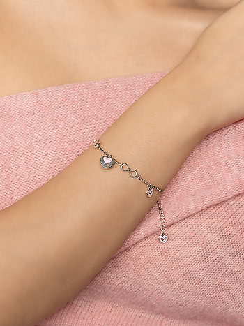 Bring in the Hugs Heart Bracelet in 925 Silver