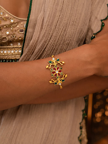 Sajna Ji Vaari Bracelet in Gold Plated 925 Silver