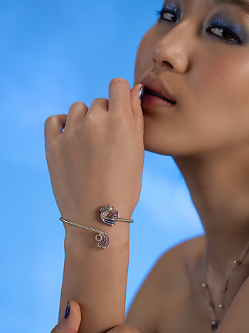 Sway through the Unseen Bracelet in 925 Silver