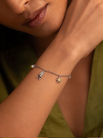 Samhati Bracelet in Oxidised 925 Silver