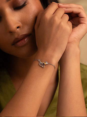 Chuno Paakhi Bracelet in Oxidised 925 Silver