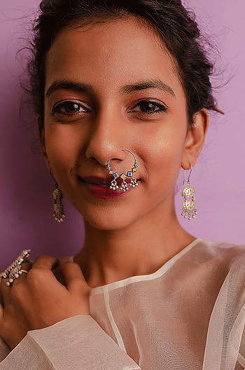 Antique Srasta Step Nose Ring
