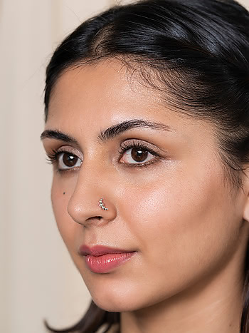 A Shooting Star Nose Pin in 925 Silver