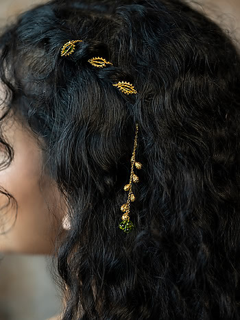 Buy Opuntia Bloom Hair Chain In Gold Plated 925 Silver from Shaya by  CaratLane