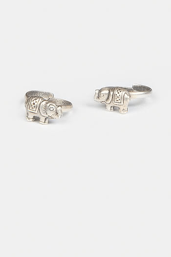 Antique Be Herd Toe Rings
