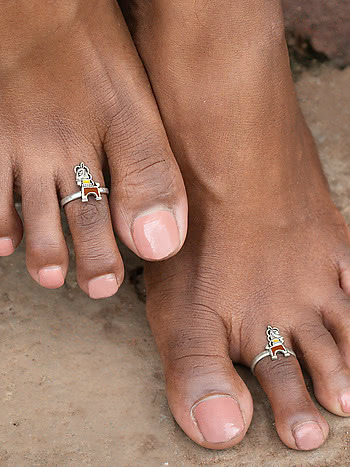 888 Gold Pedicure Stock Photos - Free & Royalty-Free Stock Photos from  Dreamstime