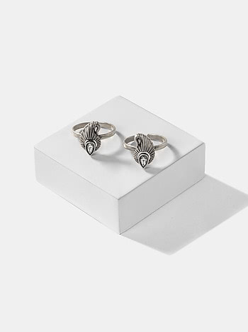 Dhoom Dhaam Toe Rings in 925 Oxidised Silver