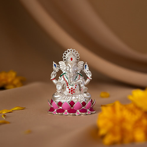 Ekadanta Ganesh Idol Crafted in 925 Silver