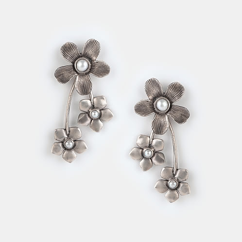 Trace L Earrings in 925 Oxidised Silver