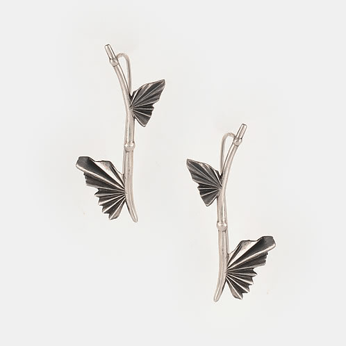 Oxidised Chasing My Ambitious Beliefs Earrings in 925 Silver