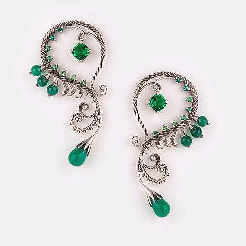 Unclench Oxidized Earrings in 925 Silver