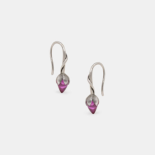 Rise Above Coyness Earrings in 925 Silver