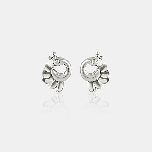 Manmauji Stud Earrings in 925 Silver