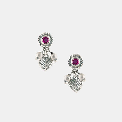 The Gentle Caress Elephant Earrings in 925 Silver