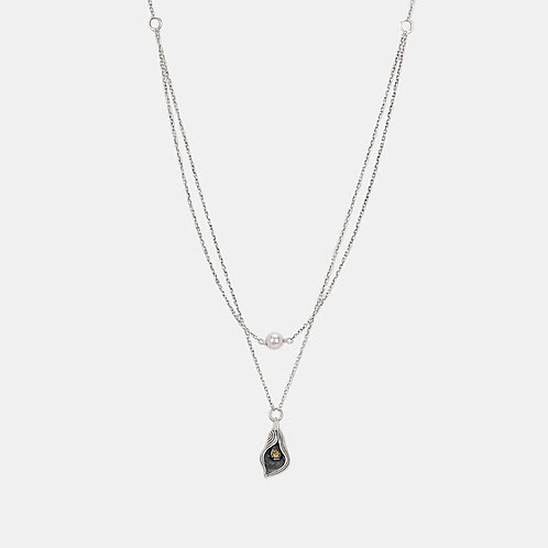 Lily of Magic Necklace in 925 Silver