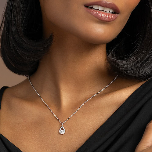 Halo Oval Pendant in 925 Silver