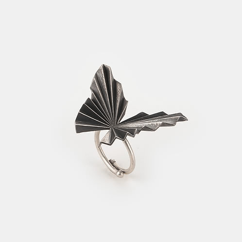 Oxidised Chasing My Constant Endeavours Medium Butterfly Ring in 925 Silver