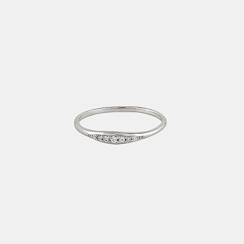 Dreamy Luna Ring in 925 Silver